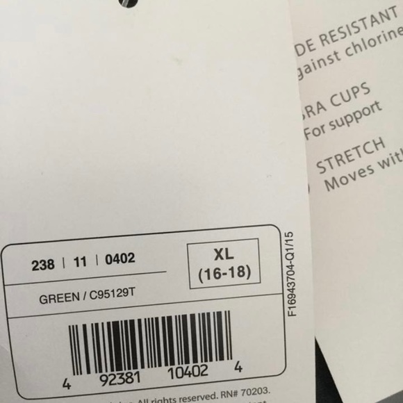 Champion Swimsuit bikini top is NWT. Women’s Size XL( 16-18) - Picture 9 of 10